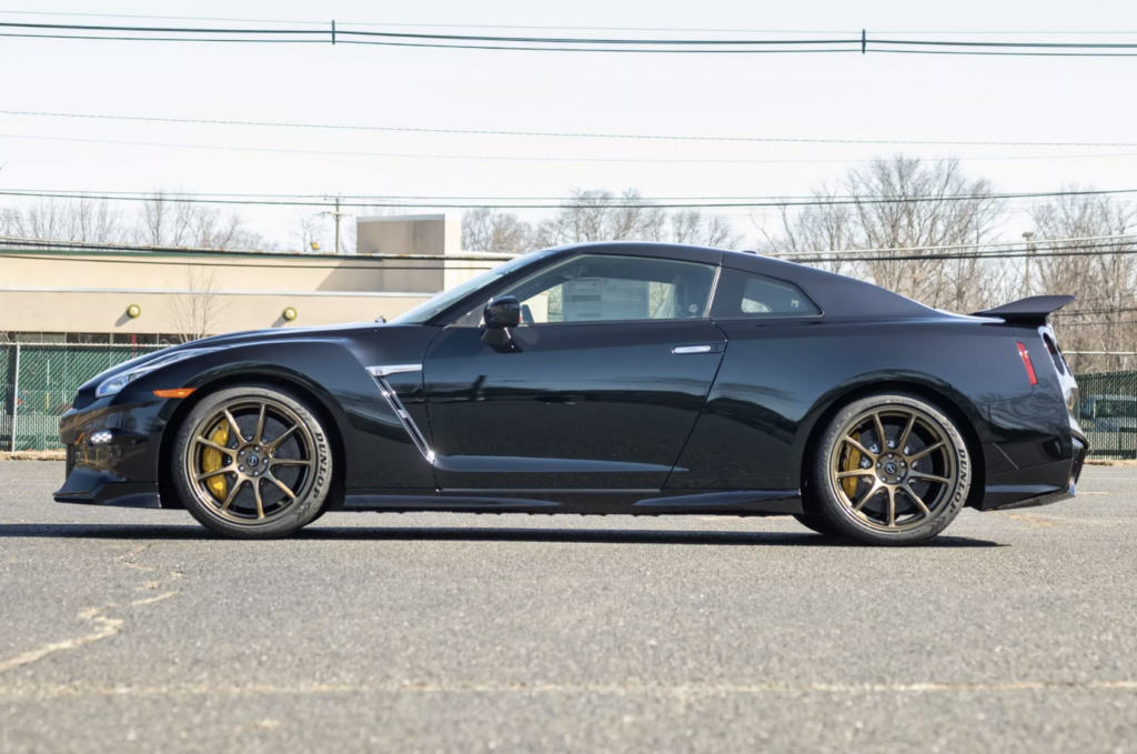 <p>Nissan GT-R T-Spec enchères</p>