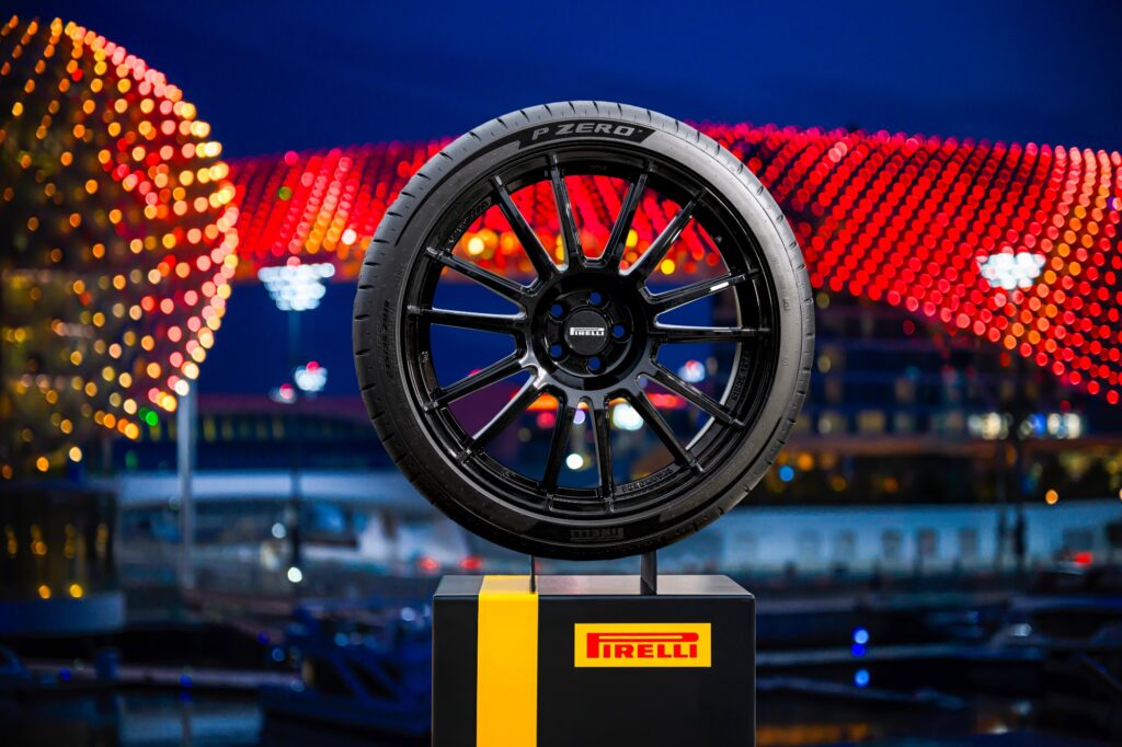 Nouveaux pneus Pirelli PZero 2025