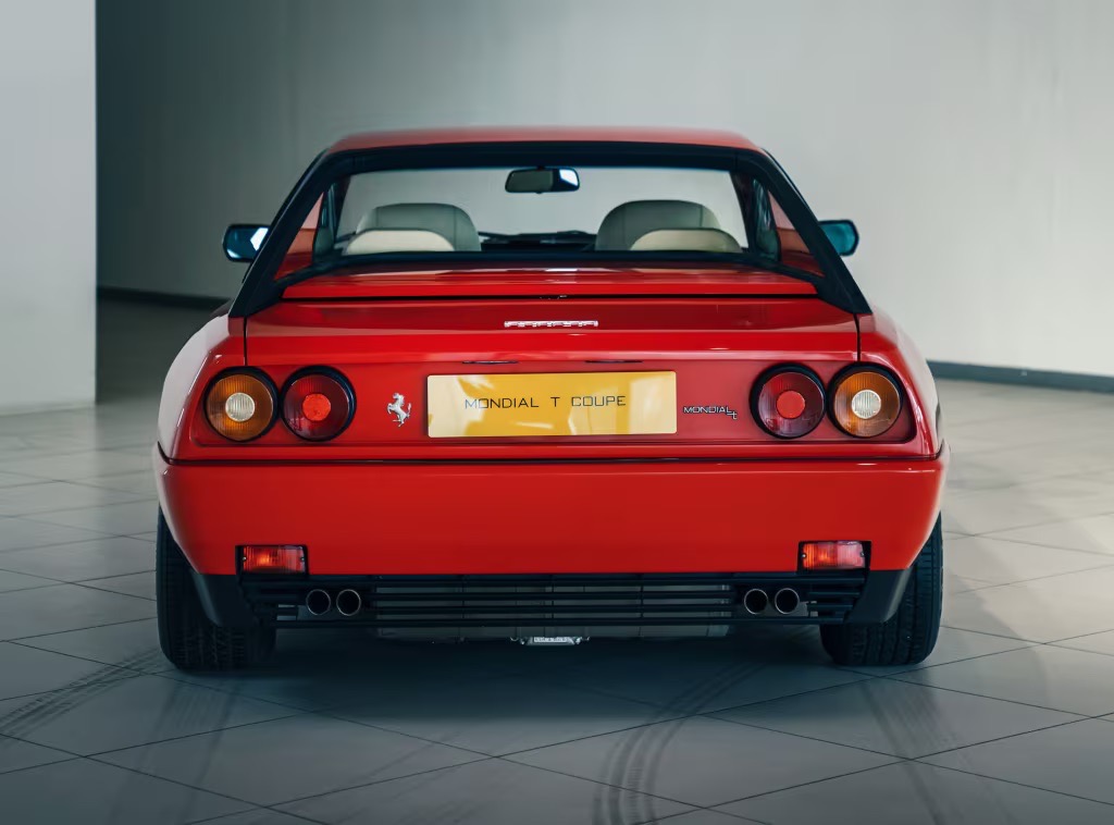 Ferrari Mondial