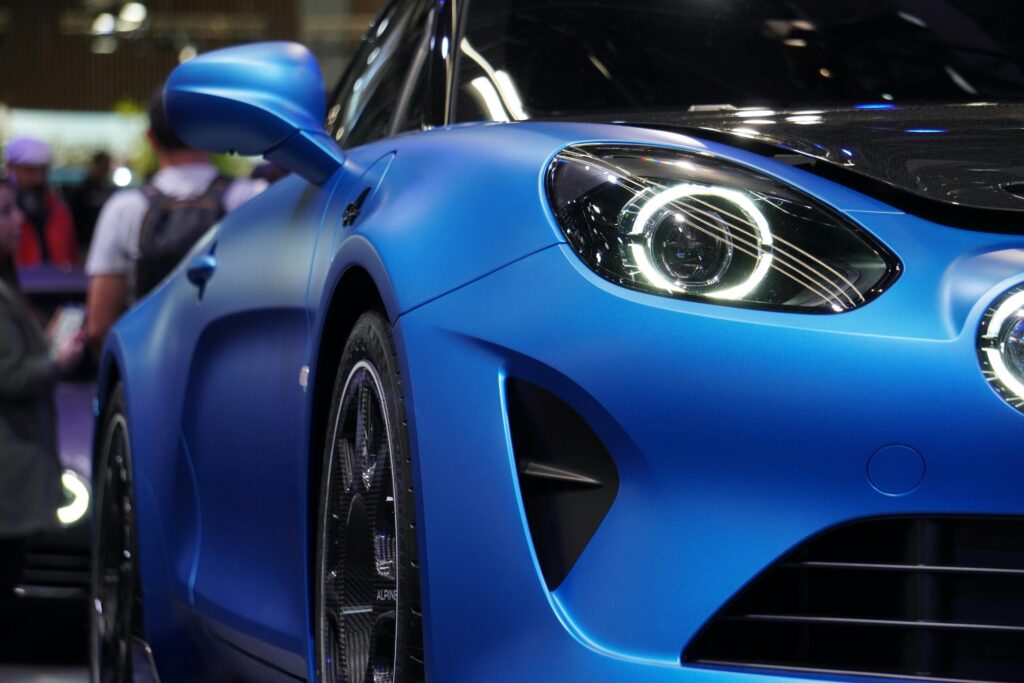 Renault Sport celebrates its 50th anniversary: these collectors bring out their racing cars for an exhibition