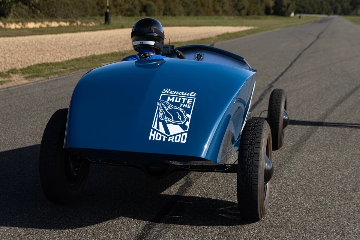 Renault Mute The Hot Rod