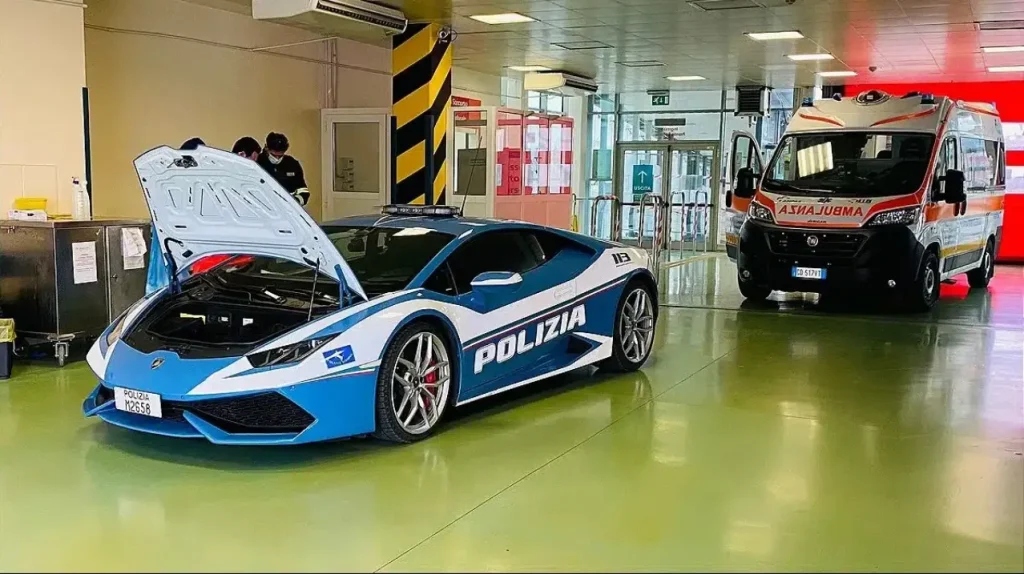 Lamborghini Huracan police italie